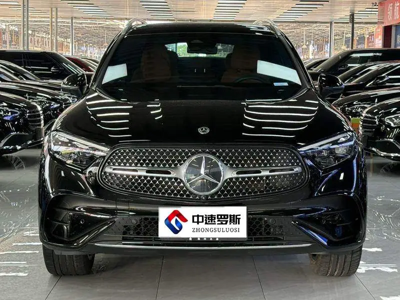 Mercedes-Benz GLC 2023 GLC 300 L 4MATIC Luxury 5-seater — 2