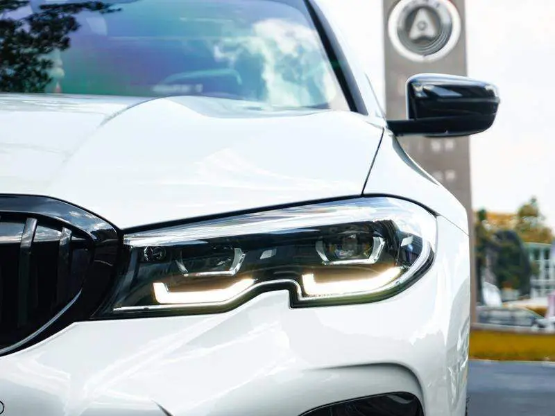 BMW 3 Series 2022 325Li M Sport Night Edition — 6