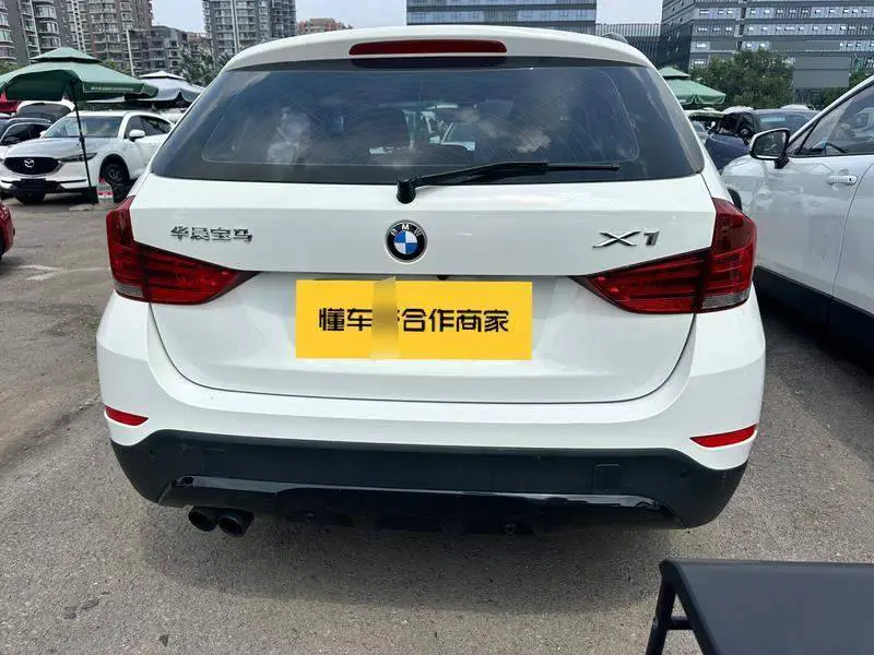 BMW X1 2013 sDrive20i Sports Design Package — 5