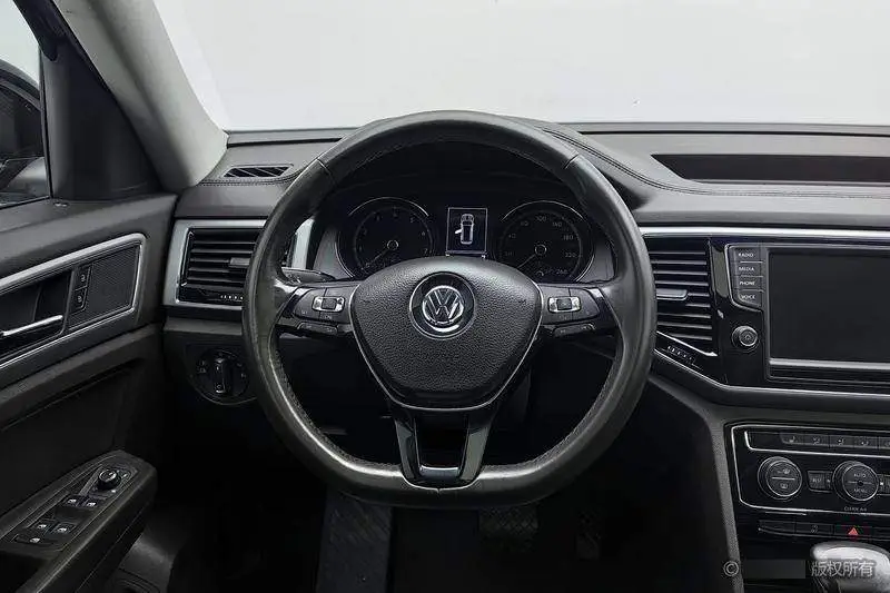 Touron 2017 330TSI 2WD Luxury Edition — 14