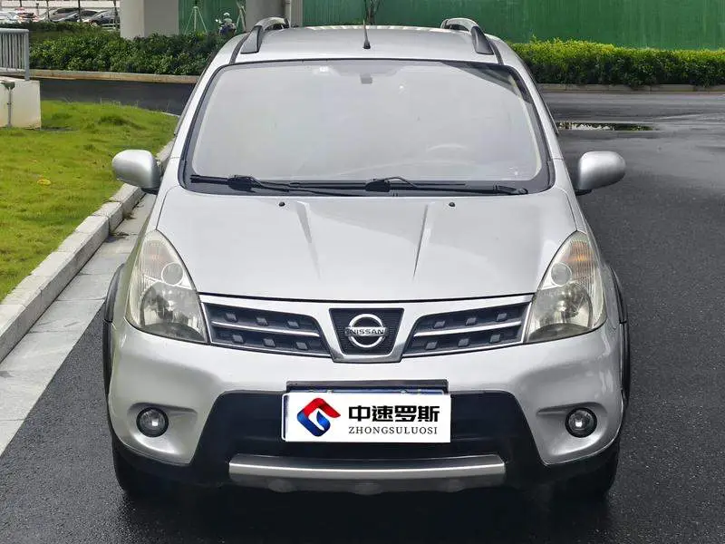 Livina 2010 Jinrui Edition 1.6L Automatic Standard Model — 2
