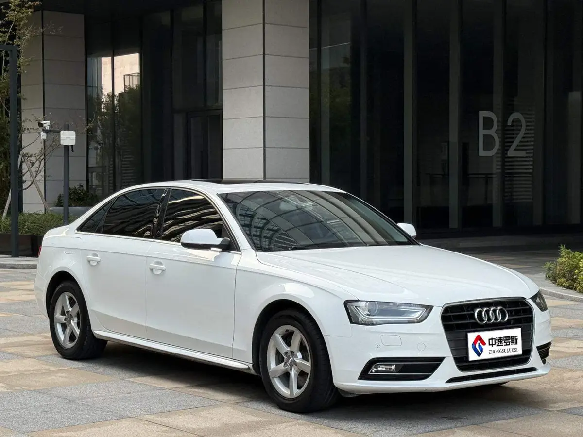 Audi A4L 2015 35 TFSI Automatic Luxury — 3