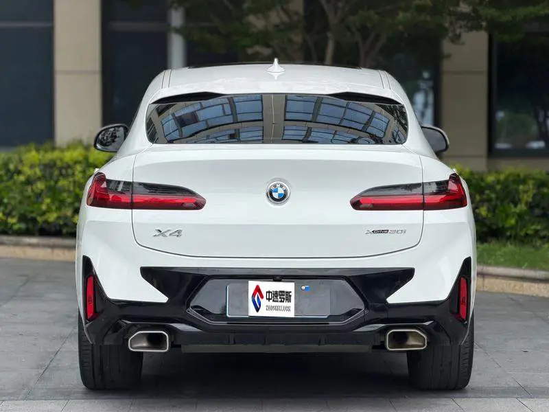 BMW X4 2022 xDrive 30i M Sport Package — 5