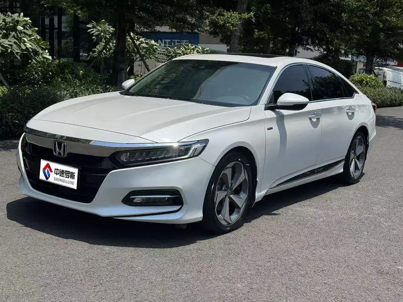 Accord 2018 Sharp Hybrid 2.0L Sharp Smart Edition National VI