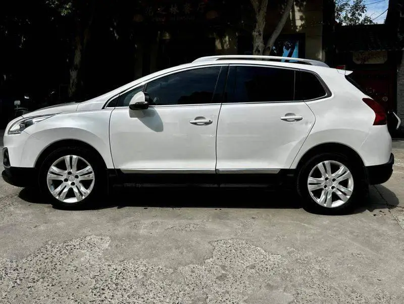 Peugeot 3008 2015 1.6THP Roland Garros Edition — 2