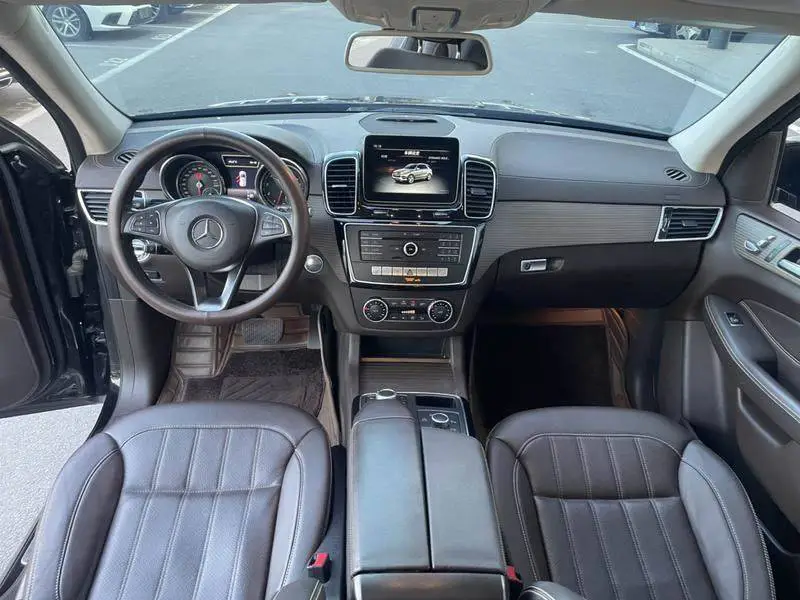 Mercedes-Benz GLE 2018 GLE 320 4MATIC Dynamic Collector's Edition — 10
