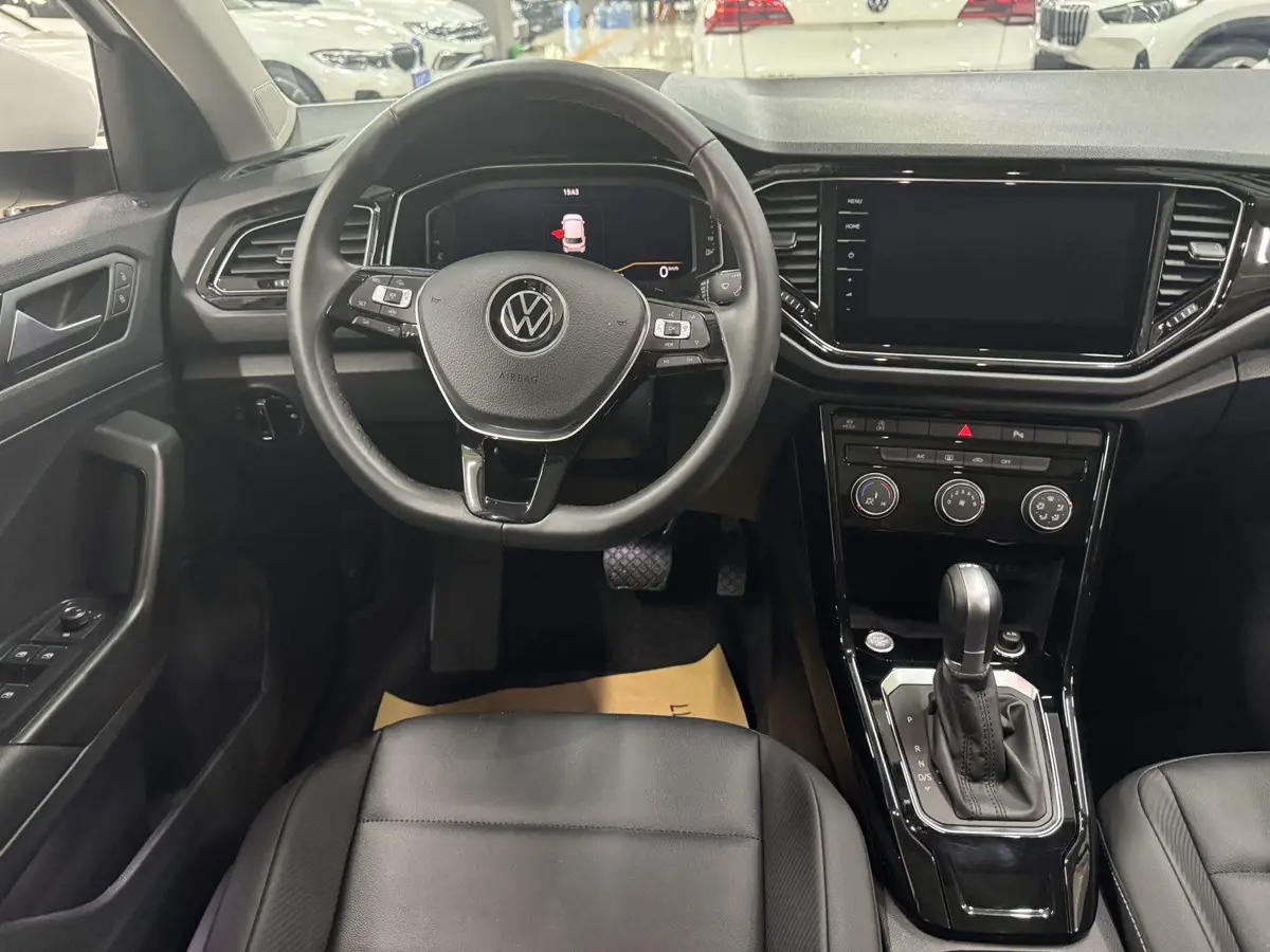 T-ROC 2022 280TSI DSG 2WD Comfort PLUS — 13