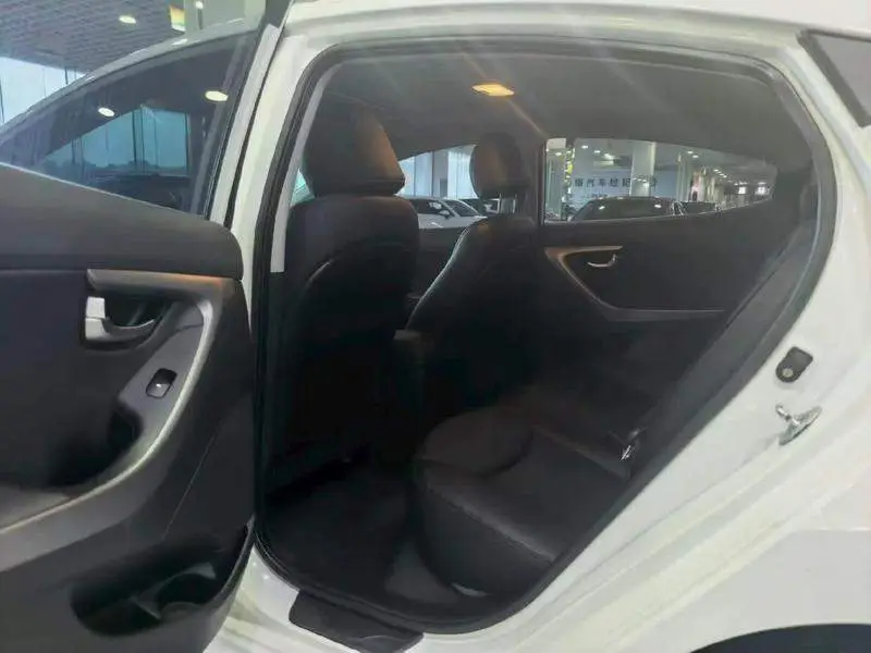 Elantra 2016 1.6L Automatic Intelligent Model — 9