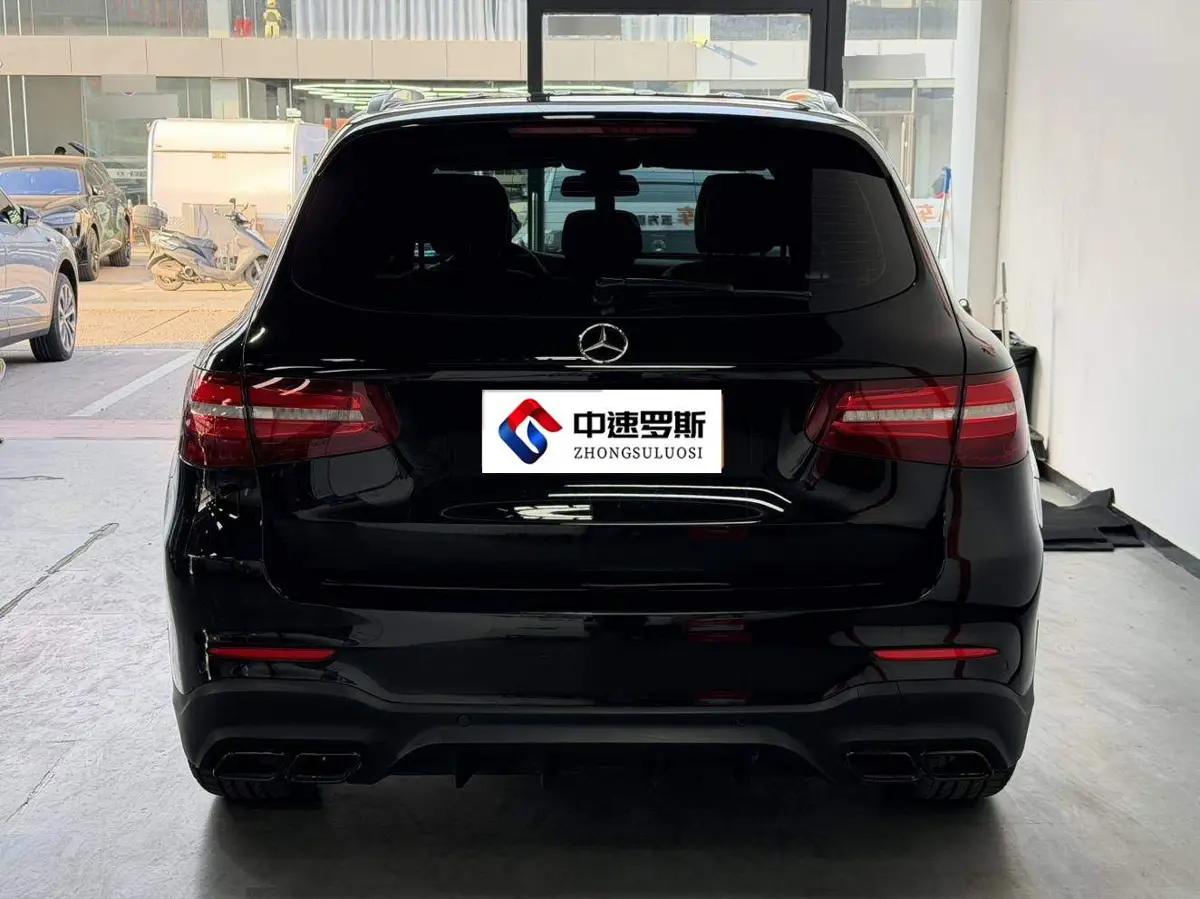 Mercedes-Benz GLC 2017 GLC 260 4MATIC Dynamic — 18