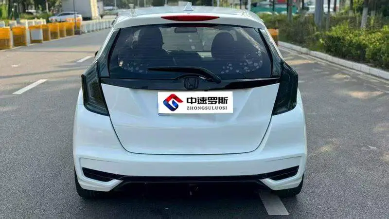Fit 2018 1.5L Manual Comfort Edition — 4