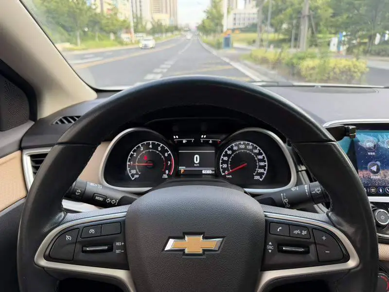 Cruze 2021 320 Automatic Enjoy Sunroof Edition — 12