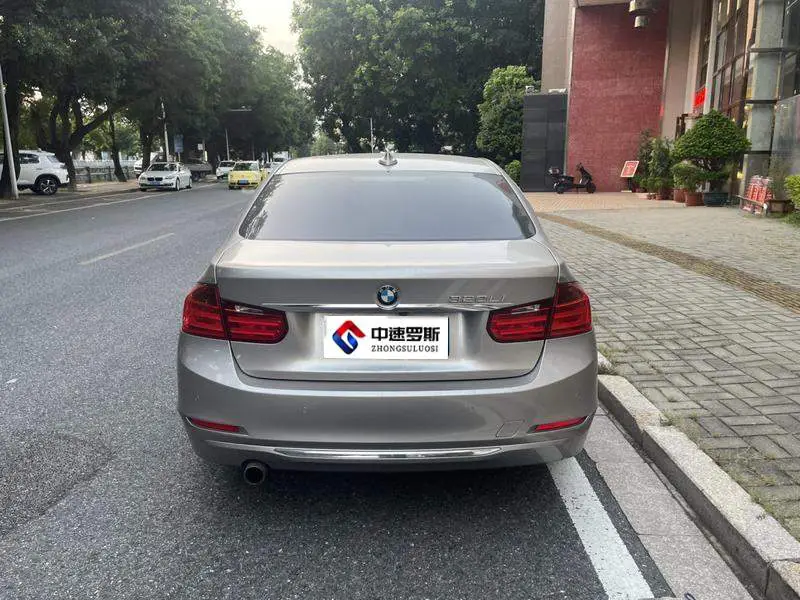 BMW 3 Series 2014 320Li Fashion Edition — 3
