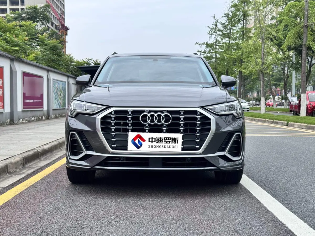 Audi Q3 2022 35 TFSI Stylish and Dynamic — 2