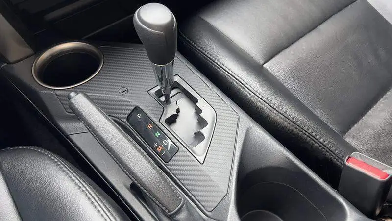 RAV4 Rongfang 2015 2.0L CVT 2WD Fashion Edition — 13
