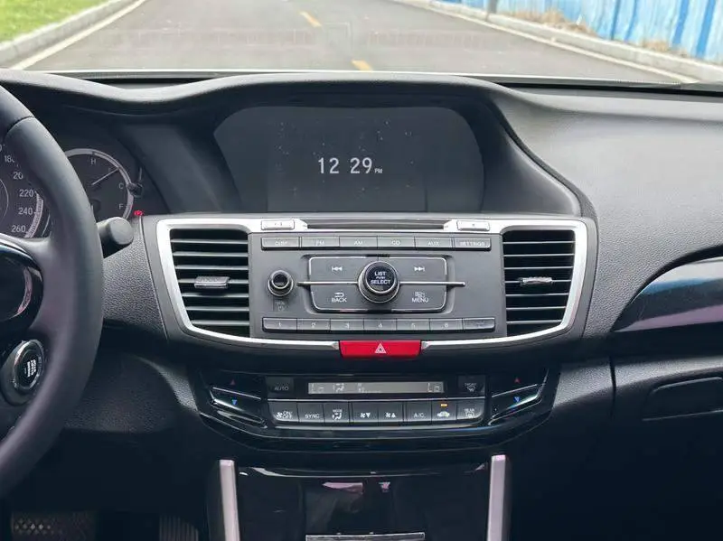 Accord 2016 2.0L Elite Edition — 10