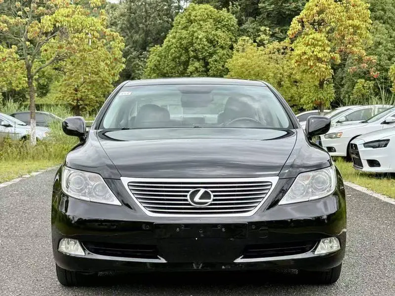 Lexus LS 2006 460L Premium Edition — 2