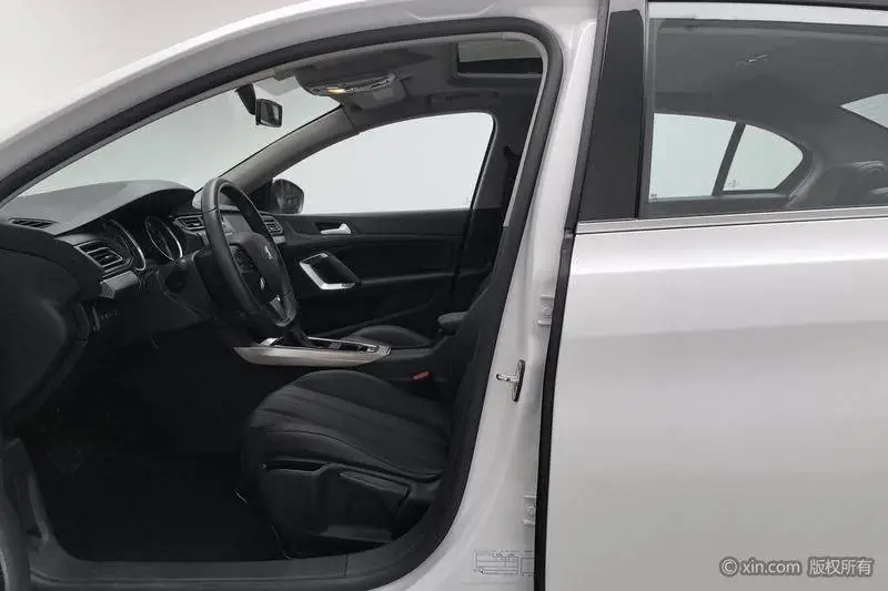 Peugeot 408 2020 360THP 10th Anniversary Edition — 17