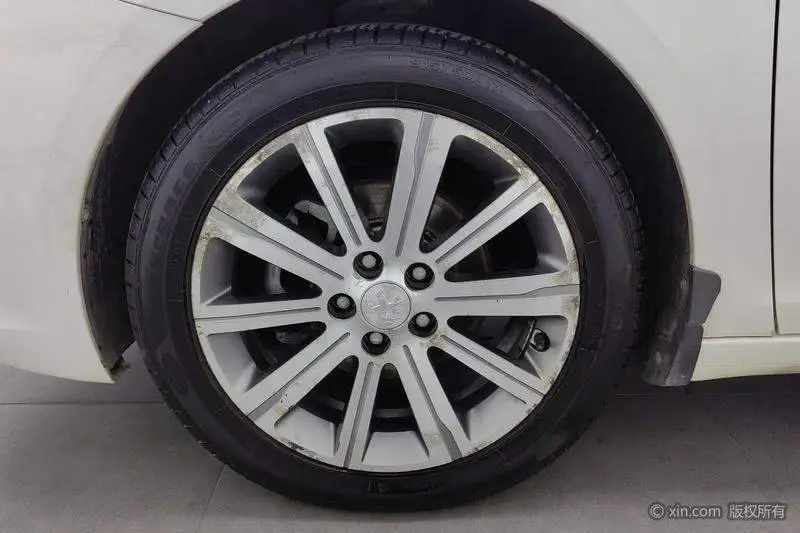 Peugeot 408 2015 1.2T Automatic Luxury Edition — 8