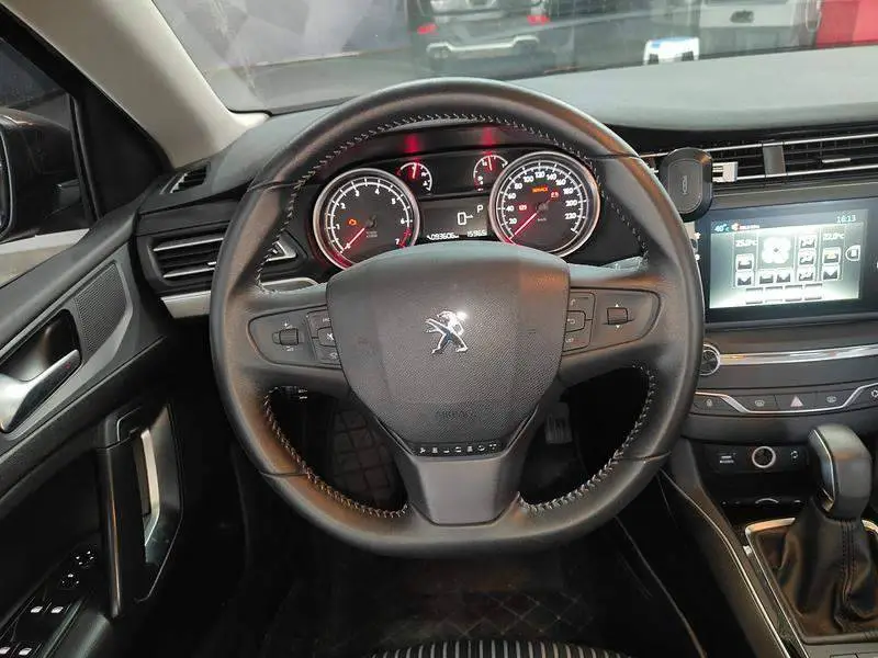 Peugeot 408 2016 1.6T Automatic Luxury Edition — 8