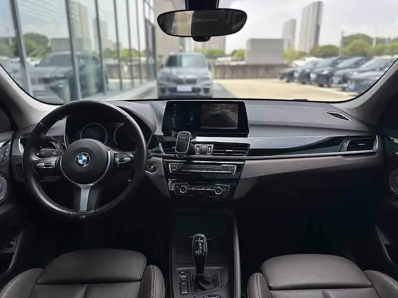 BMW X1 2022 sDrive25Li Leading Edition — 9