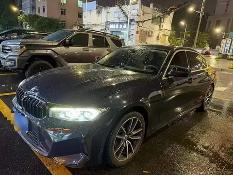 BMW 3 Series 2023 325Li M Sport Package — 1
