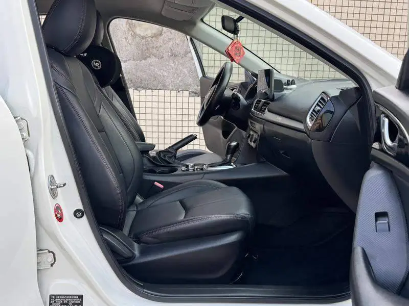 Mazda 3 Angkesaila 2014 Sedan 1.5L Automatic Comfort — 15