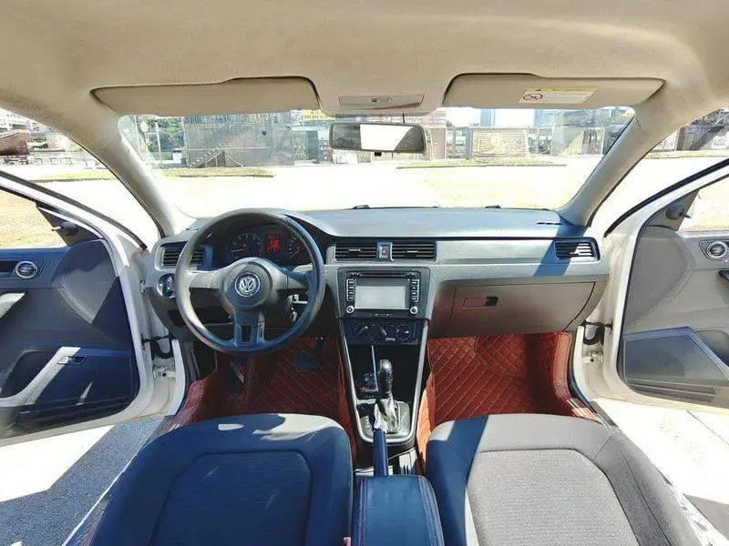 Santana 2015 1.6L Automatic Fashion Edition — 6