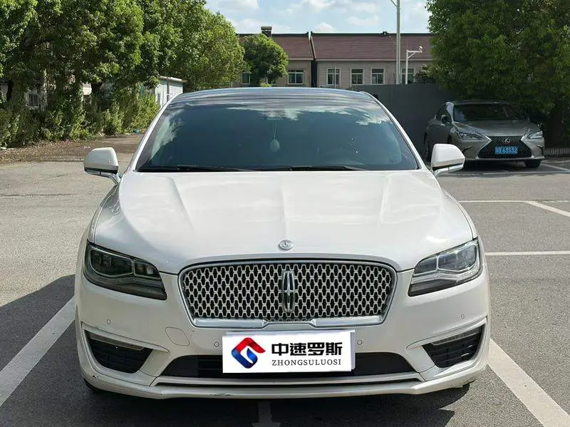 Lincoln MKZ 2020 2.0T MONO Limited Edition MONO WHITE — 2