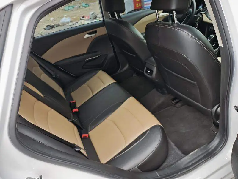 Cruze 2021 320 Automatic Enjoy Sunroof Edition — 12