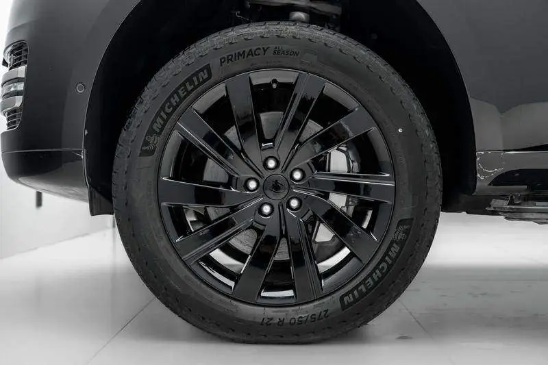 Range Rover 2023 3.0 L6 400PS Grand Seven-seat Extended Edition — 18