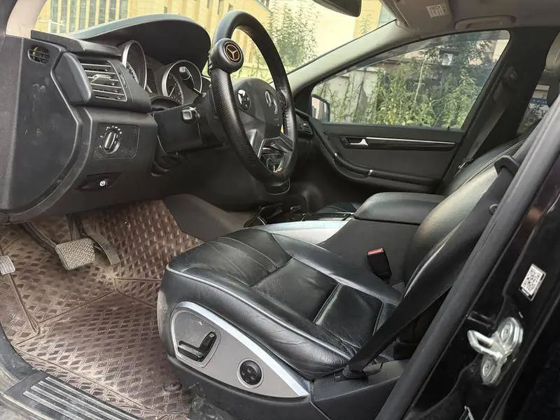 Mercedes-Benz R-Class 2017 R 320 4MATIC Business Edition — 8