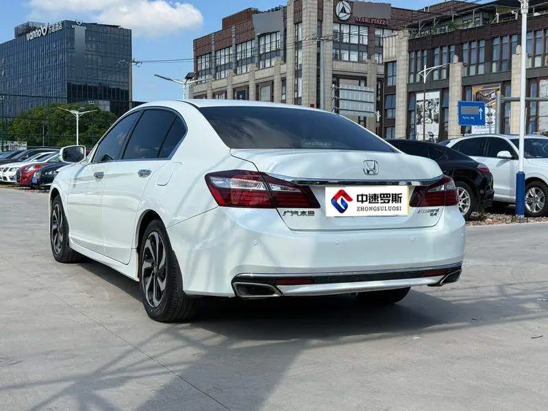 Accord 2016 2.4L Luxury Edition — 4