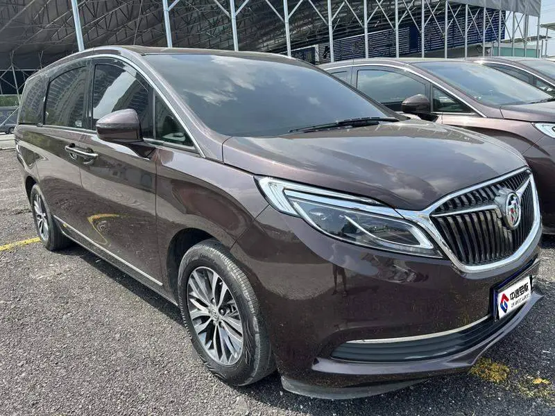 Buick GL8 2017 ES 28T Luxury National V — 3