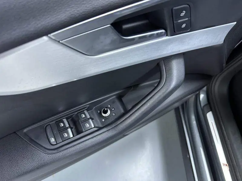 Audi A4L 2019 40 TFSI Fashion National VI — 15