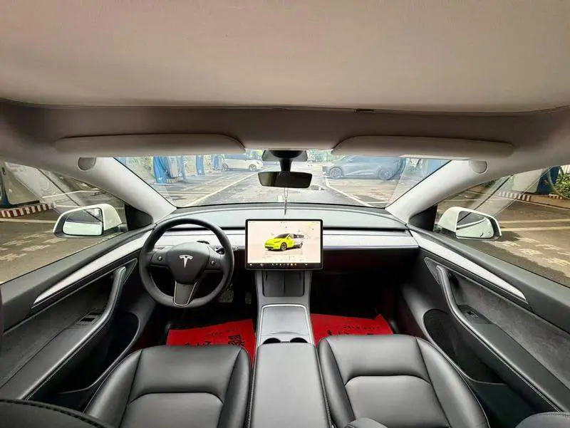 Model Y 2023 rear-wheel drive version — 11