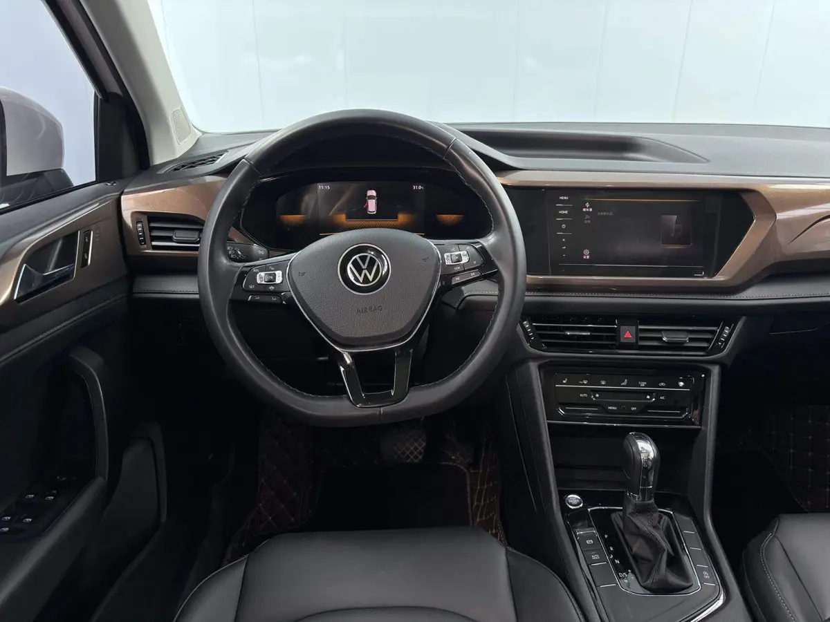 Tharu 2022 280TSI 2WD Comfort Edition — 7
