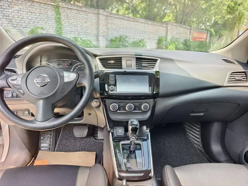 Sylphy 2016 1.6XL CVT Premium Edition — 8