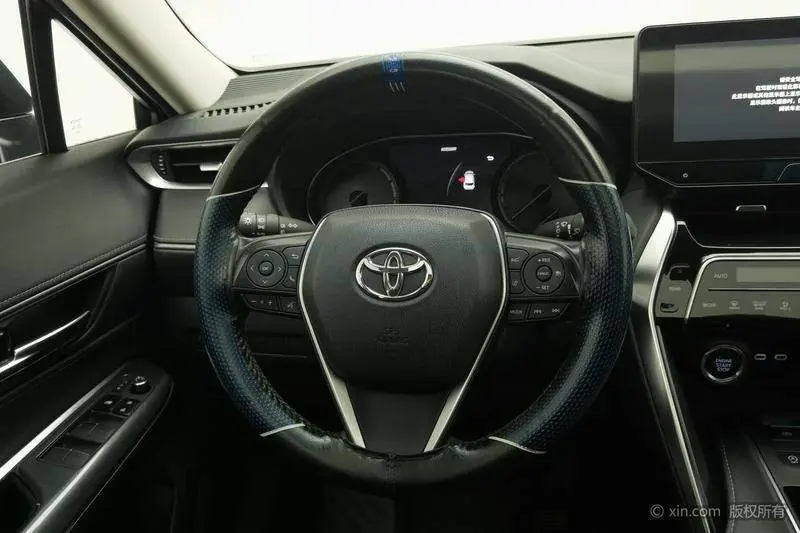 Ling Fang HARRIER 2023 2.0L CVT 2WD Progressive Edition — 15