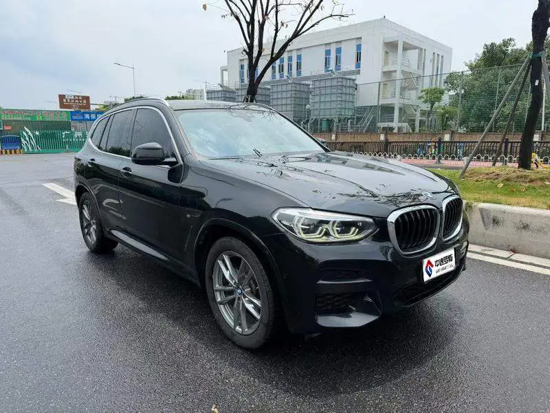 BMW X3 2021 xDrive28i M Sport Package — 3