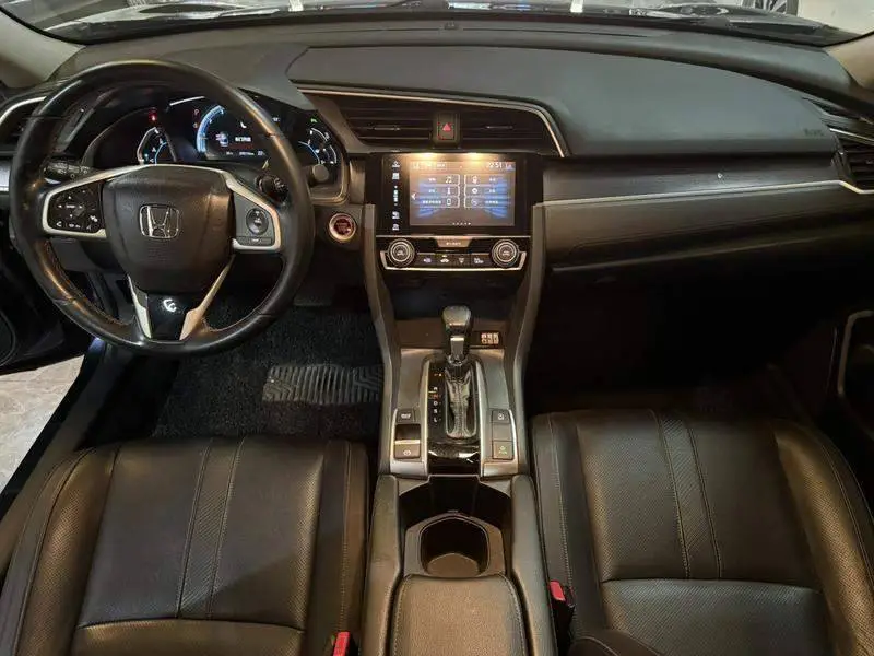 Civic 2016 220TURBO CVT Premium Edition — 7