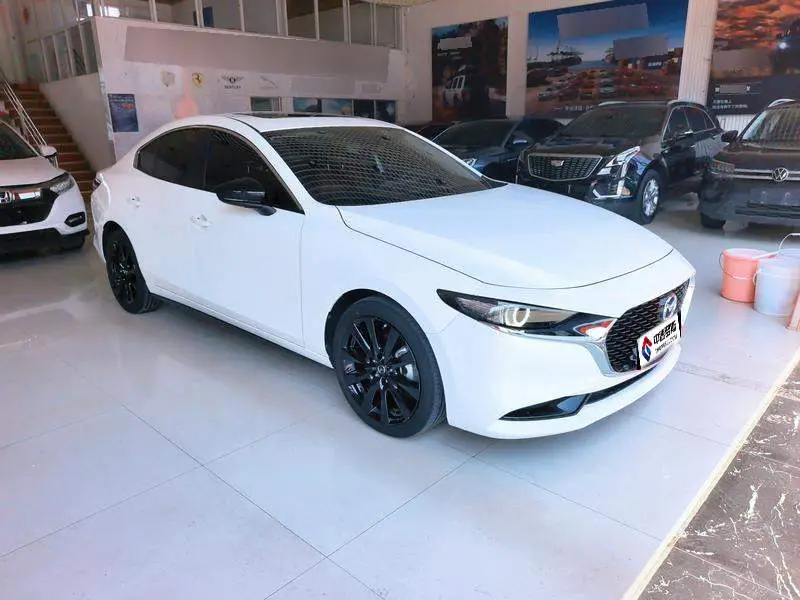 Mazda 3 Angkesaila 2023 2.0L Automatic Quality Edition — 3