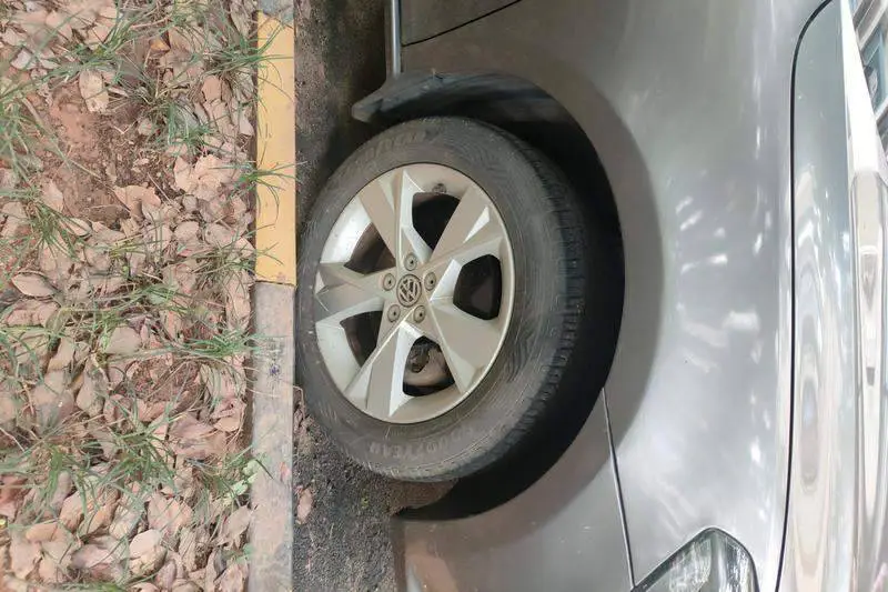 Bora 2013 1.6L Manual Comfort — 6