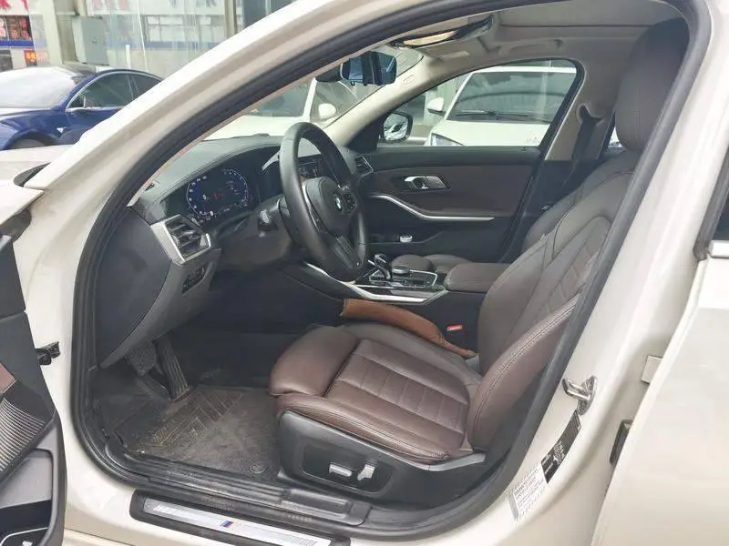 BMW 3 Series 2021 325Li M Sport Package — 10