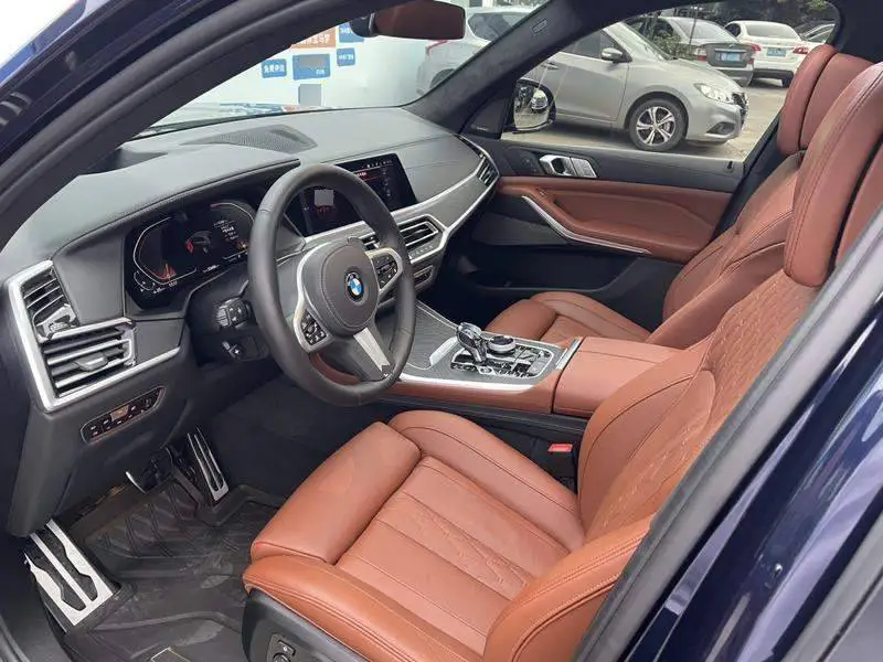 BMW X7 2021 xDrive40i Premium M Sport Package — 15
