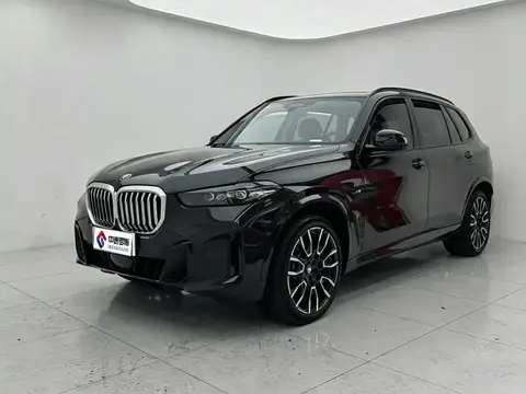 BMW X5 2023 xDrive 30Li Premium M Sport Night Edition