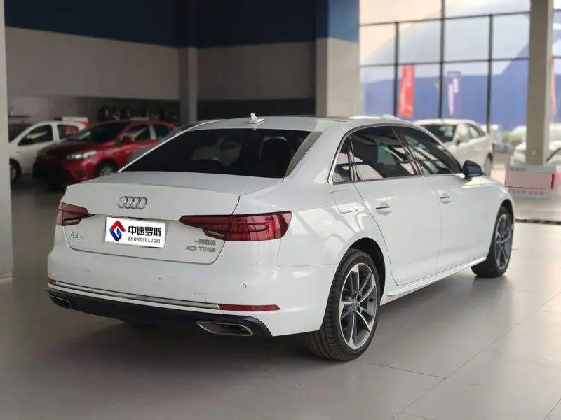 Audi A4L 2019 40 TFSI Progressive National VI — 4