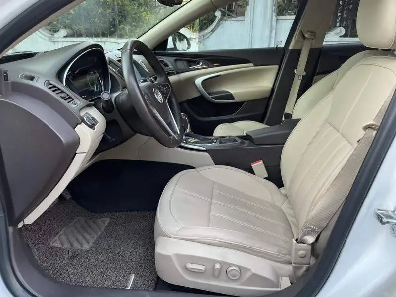 Regal 2014 2.0L Elite Fashion Edition — 14