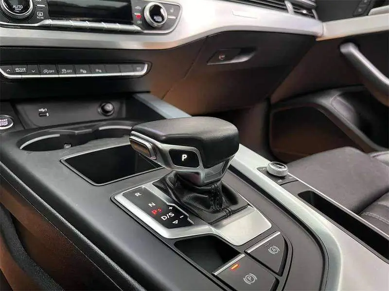 Audi A4L 2020 40 TFSI quattro Luxury Dynamic Edition — 15