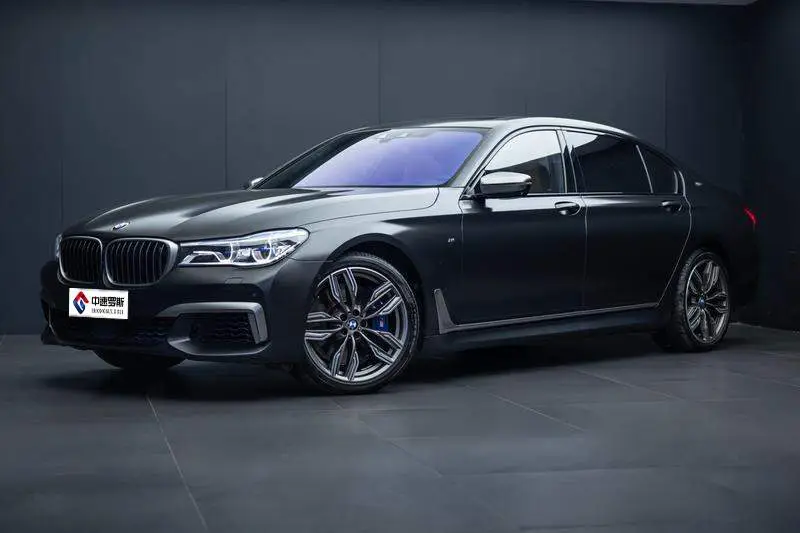 BMW 7 Series 2017 M760Li xDrive Premium Luxury Edition — 10