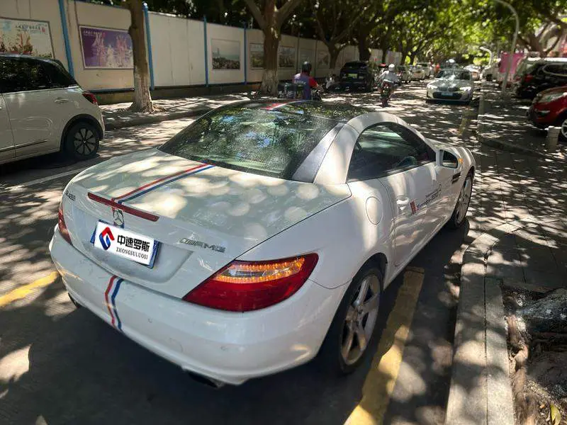 Mercedes-Benz SLK-Class 2011 SLK 200 Fashion — 5
